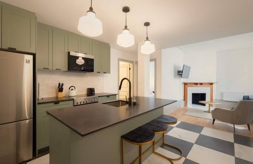 Shaughnessy Village Apartment | Student Residence in the Heart of Montreal