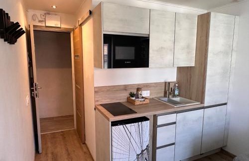 Jean-Medecin Apartment | STUDETTE Nice Massena #1