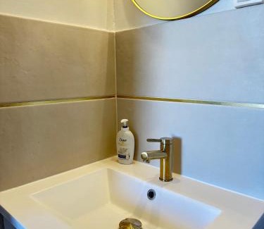 Sete Apartment | Studette sur la Marina, plage à 5 minutes