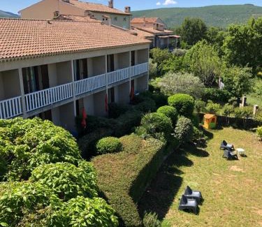Les Salles-sur-Verdon Apartment | Studi-Hôtel Résidence Plein Voile