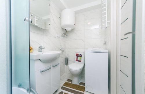 Solomjanskyj Apartment | Studiia na Beresteiskoi
