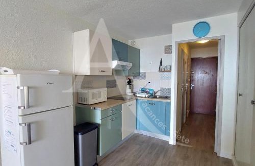 Sete Apartment | STUDIO 1ERE LIGNE MER AVEC PKG QUARTIER CORNICHE