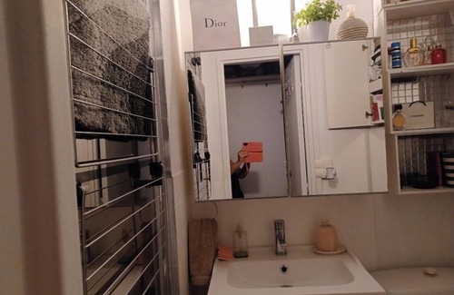 19th Arrondissement Apartment | Studio 2p Métro Crimée