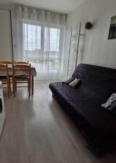 Saint-Jean-de-Monts Apartment | Studio 30m plage - Marina 5 - 31 allée des pinons - 1-1