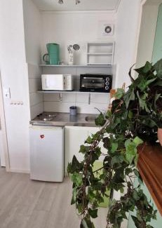 Saint-Jean-de-Monts Apartment | Studio 30m plage - Marina 5 - 31 allée des pinons - 1-1