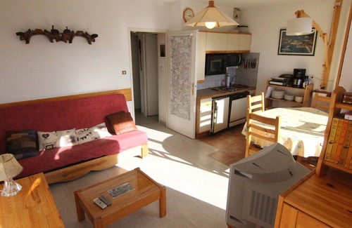 Cognet Apartment | Studio 4 pers. 23m² - Center, Lift, Pets OK, South Terrace