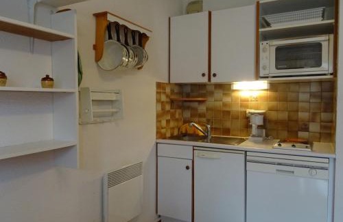Bourg-Saint-Maurice Apartment | Studio 4 pers avec balcon à Bourg Saint Maurice, proche centre et commerces - animaux acceptés - FR-1-411-110