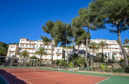 Hyeres Apartment | Studio 4 personnes copropriété pas frais de ménage