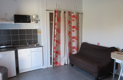 Saint-Cyprien Apartment | Studio 5 pers. in St-Cyprien between village and beaches on coteradieux site Wifi