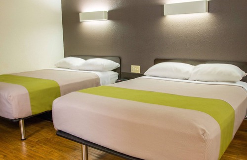 San Antonio Hotel | Studio 6 San Antonio, TX - Lackland AFB