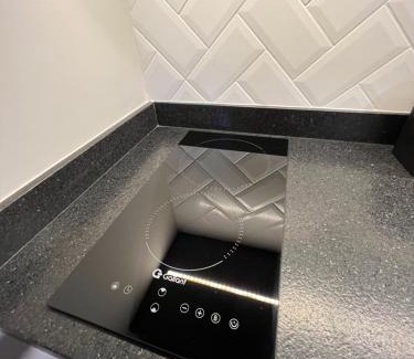 Republica Apartment | Studio 73 - VISTA LINDA, próx metro, WI-FI 300 megas, AR COND