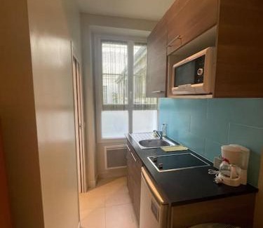 Quinze-Vingts Apartment | studio 75012