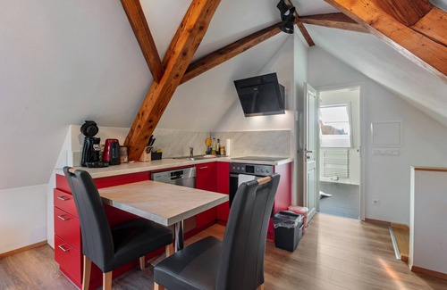 Neuenweg Apartment | Studio Apartment 'Dachgeschosswohnung' with Shared Terrace, Shared Garden and Wi-Fi