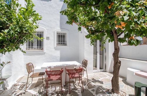 Paros Apartment | Studio Apartment '2' with Private Terrace, Wi-Fi and Air Conditioning
