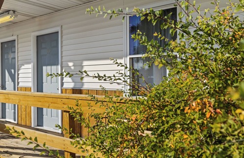 Moorcroft Apartment | Studio Apartment #6 In Moorcroft Wyoming Located Near Keyhole Lake