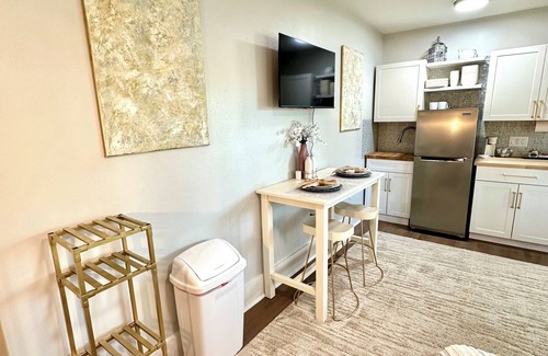 Bay St Louis Apartment | STUDIO APARTMENT BLOCKS FROM DOWNTOWN-NEWLY RENOVATED