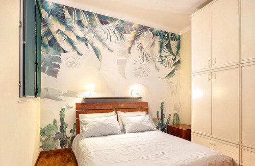 Grottaglie Apartment | Studio Apartment 'Casa Le Margherite 2' with Balcony, Wi-Fi and Air Conditioning