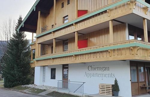 Inzell Apartment | Studio Apartment 'Chiemgauer Alpenglück' with Mountain View, Balcony and Wi-Fi