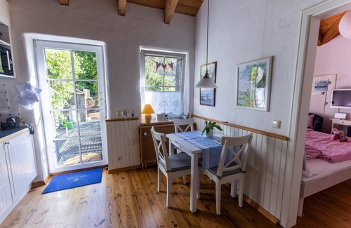 Staufen im Breisgau Apartment | Studio Apartment 'Haus Ditfurth' with Mountain View, Private Terrace and Wi-Fi