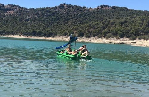 Ardales Apartment | Studio apartment in Ardales, cerca el Caminito Del Rey y embalses