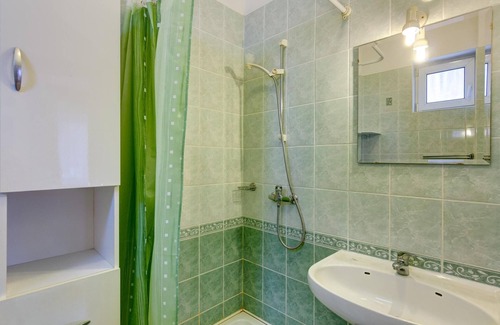 Heviz Apartment | Studio Apartment in Heviz 4
