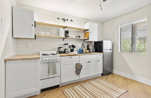Huntsville Apartment | Studio Apartment in Huntsville near Gardens!