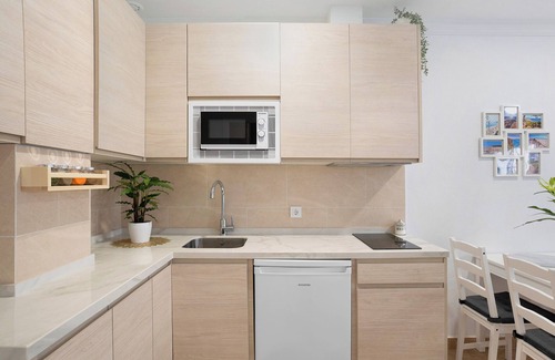 Barbate Apartment | Studio Apartment "Loft Centro Historico Barbate" close to the Sea with Wi-Fi