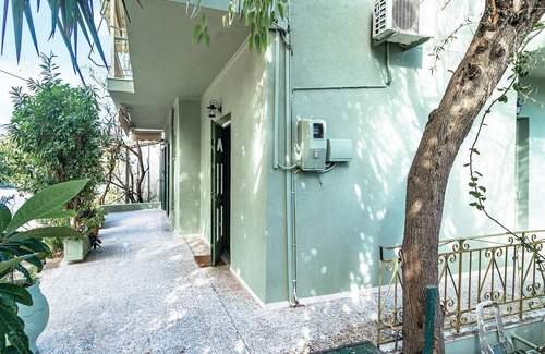 Nikiana Apartment | Studio Apartment 'Old Boat Single Studio' with Sea View, Wi-Fi and Air Conditioning