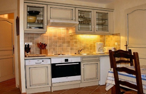 Draguignan Apartment | Studio Apartment (Sleeps 2)