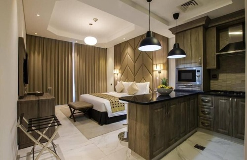 Dubai Hotel | Studio Apartment with free Breakfast