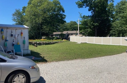 Hampton Apartment | Studio Apt, 4 minute walk from Beach