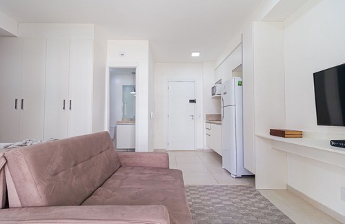 Consolacao House | Studio at Augusta st | 200mbps | garage | pool