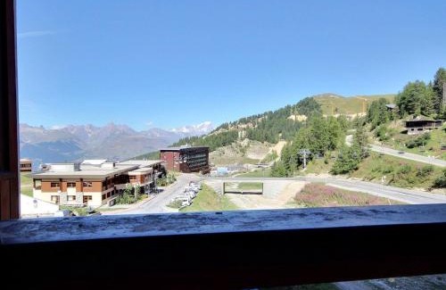 Plagne Centre Apartment | Studio au pied des pistes avec vue Mont-Blanc - FR-1-455-161