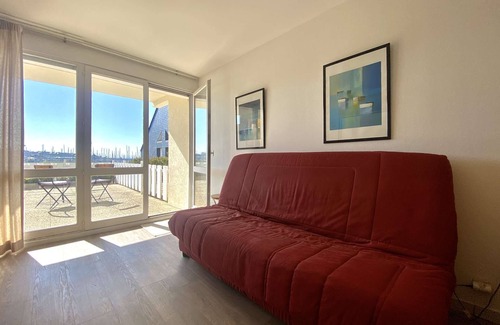 Arzon Apartment | Studio Avec Grande Terrasse à Louer Pour les Vacances sur le Port du Crouesty
