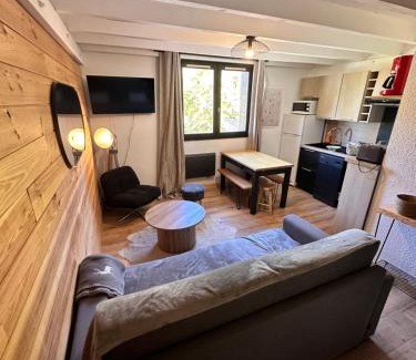 Les Claux Apartment | Studio avec mezzanine aménagée 2min des pistes, avec 1 chambre et 1 coin montagne