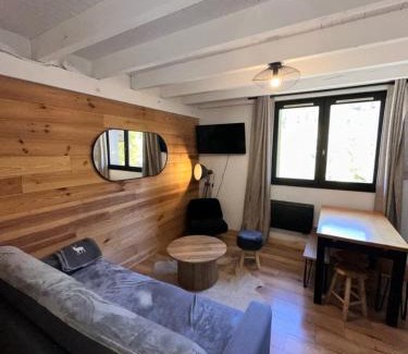 Les Claux Apartment | Studio avec mezzanine aménagée 2min des pistes, avec 1 chambre et 1 coin montagne