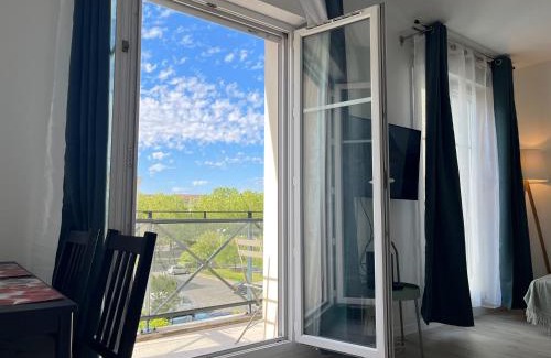 Bussy-Saint-Georges Apartment | Studio Bienvenue - Louez L'Esprit Libre !