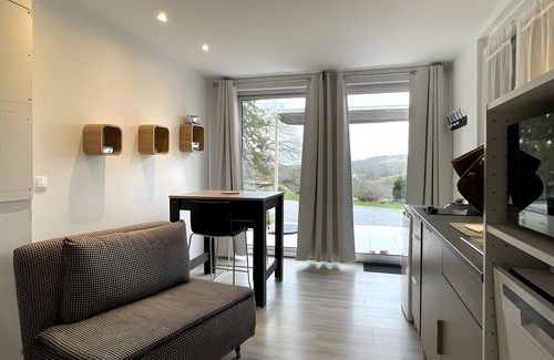 Arnos Apartment | Studio Boubet – Private terrace, A/C, Wi-Fi, peaceful countryside, near Pau & lake