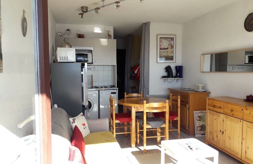 Font-Romeu-Odeillo-Via Apartment | Studio Cabine Font Romeu Avec vue sur Montagne 5 Minutes Centre Ville