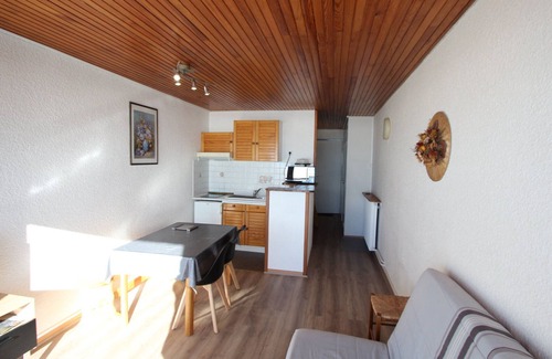 Chamrousse Apartment | Studio cabin near slopes with kitchenette
