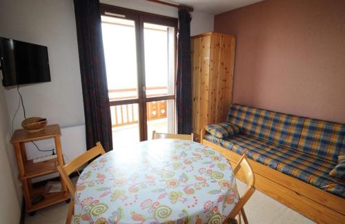 Auris Apartment | Studio cabine 4 pers, à 400m des pistes - Auris en Oisans - FR-1-297-52