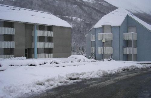 Luz-Saint-Sauveur Apartment | Studio cabine 5 pers, balcon sud, parking, proche centre Luz-Saint-Sauveur, ski et thermes à proximité - FR-1-402-80