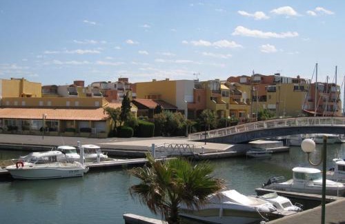 Port Rive Gauche Apartment | Studio cabine avec piscine, 4 couchages, Gruissan - FR-1-229-60