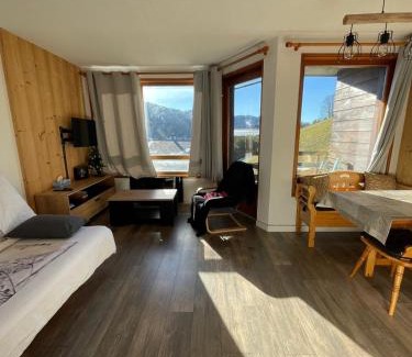 Les Gets Apartment | Studio cabine cosy à 5min à pieds des pistes et du centre ville
