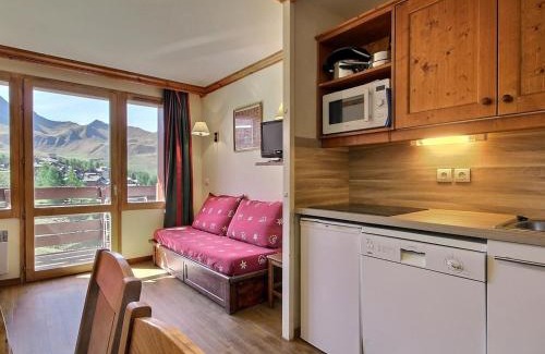 Plagne Soleil Apartment | Studio cabine PMR avec balcon, au pied des pistes et proche commerces - La Plagne Soleil - FR-1-455-124