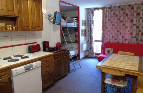 Valfrejus Apartment | Studio cabine près télécabine, wifi, parking, 4 pers - FR-1-561-68