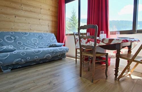Chamrousse Apartment | Studio cabine rénové, bien équipé, expo Sud, proche pistes à Chamrousse 1650 - FR-1-340-218