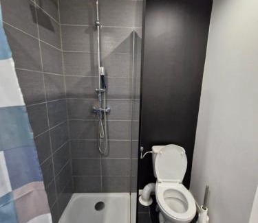 Valenciennes Apartment | Studio Canada 5