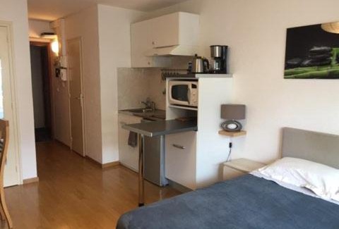 Aix-les-Bains City Center Apartment | Studio centre Aix les bains