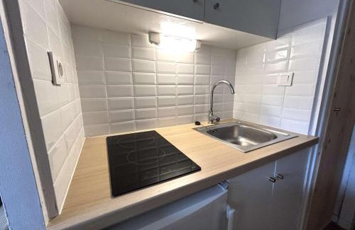 La Salle-les-Alpes Apartment | Studio Charmant avec Piscine, Ski au Pied et Parking à La Salle-les-Alpes - FR-1-330F-115